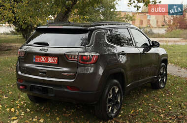 Внедорожник / Кроссовер Jeep Compass 2018 в 