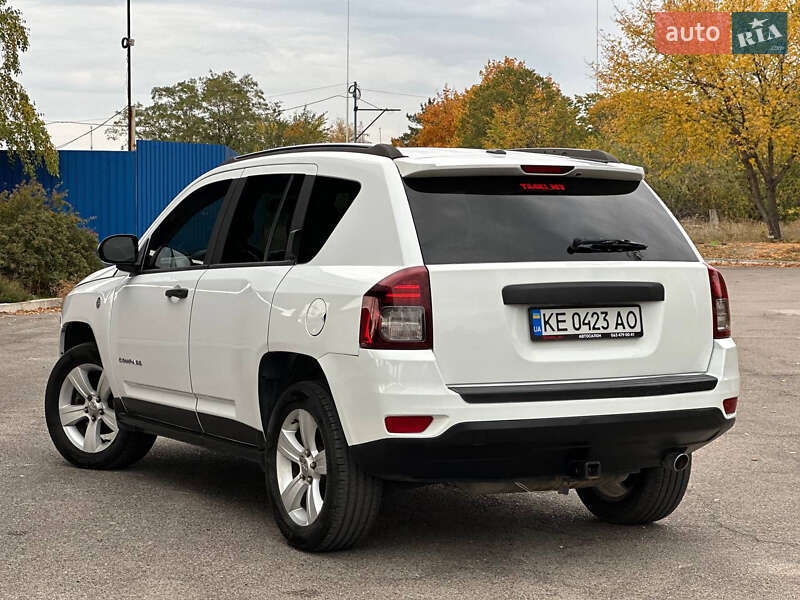 Внедорожник / Кроссовер Jeep Compass 2014 в Днепре