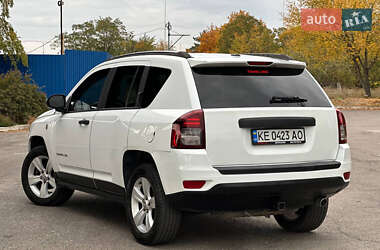 Внедорожник / Кроссовер Jeep Compass 2014 в 