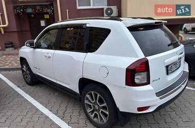 Внедорожник / Кроссовер Jeep Compass 2014 в 