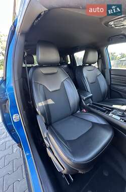 Внедорожник / Кроссовер Jeep Compass 2023 в 