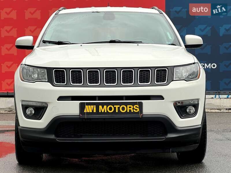 Внедорожник / Кроссовер Jeep Compass 2017 в Киеве