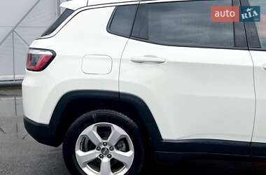 Позашляховик / Кросовер Jeep Compass 2017 в 