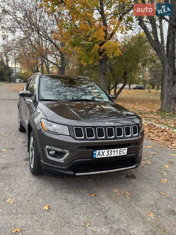 Внедорожник / Кроссовер Jeep Compass 2018 в Чугуеве