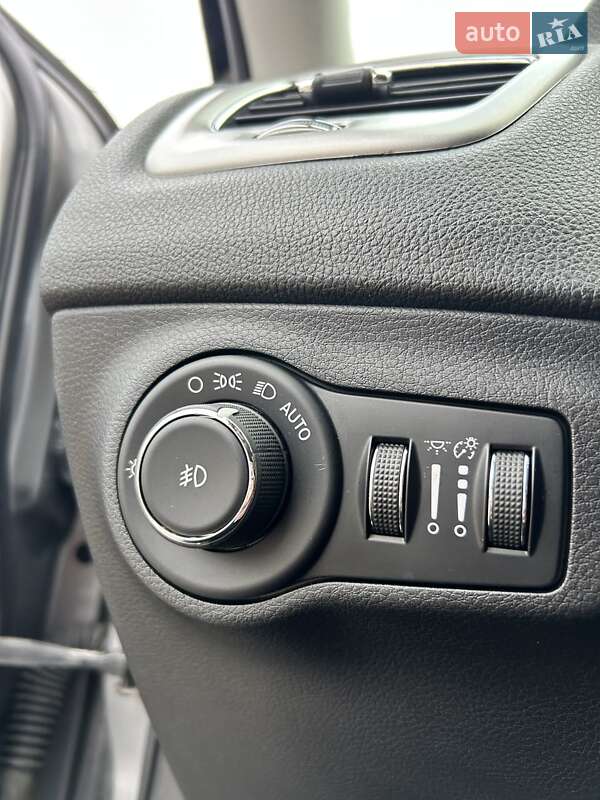 Позашляховик / Кросовер Jeep Compass 2018 в Сумах фото 31 Позашляховик / Кросовер Jeep Compass 2018 в Сумах