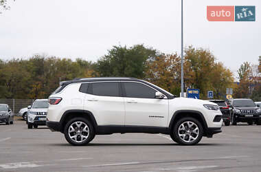 Позашляховик / Кросовер Jeep Compass 2020 в 