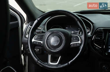 Позашляховик / Кросовер Jeep Compass 2020 в 