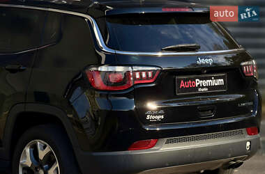 Позашляховик / Кросовер Jeep Compass 2018 в 