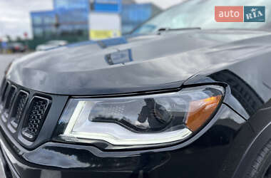 Внедорожник / Кроссовер Jeep Compass 2019 в 