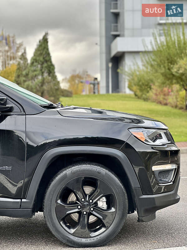 Позашляховик / Кросовер Jeep Compass 2019 в Києві фото 17 Позашляховик / Кросовер Jeep Compass 2019 в Києві