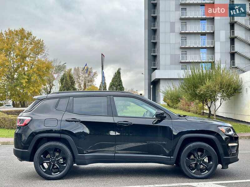 Позашляховик / Кросовер Jeep Compass 2019 в Києві фото 16 Позашляховик / Кросовер Jeep Compass 2019 в Києві