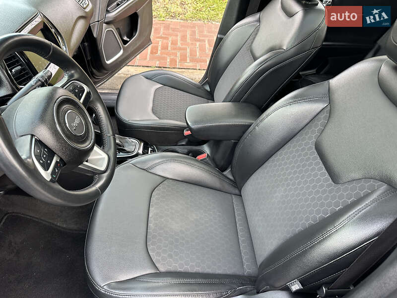 Позашляховик / Кросовер Jeep Compass 2019 в Києві фото 27 Позашляховик / Кросовер Jeep Compass 2019 в Києві