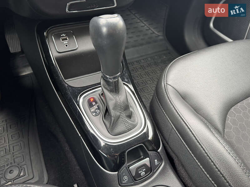 Позашляховик / Кросовер Jeep Compass 2018 в Києві фото 35 Позашляховик / Кросовер Jeep Compass 2018 в Києві