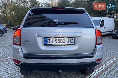 Позашляховик / Кросовер Jeep Compass 2011 в 
