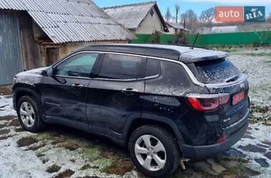 Внедорожник / Кроссовер Jeep Compass 2017 в 