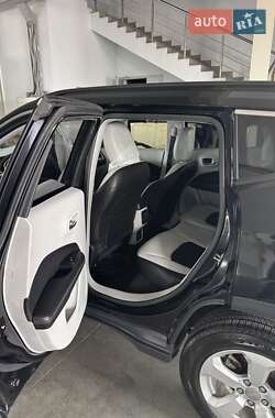 Внедорожник / Кроссовер Jeep Compass 2017 в 