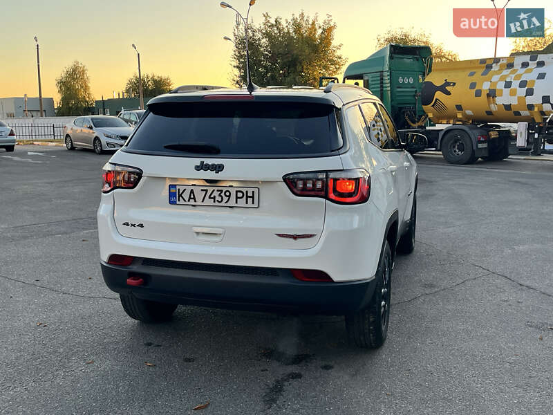 Внедорожник / Кроссовер Jeep Compass 2019 в Киеве фото 16 Внедорожник / Кроссовер Jeep Compass 2019 в Киеве