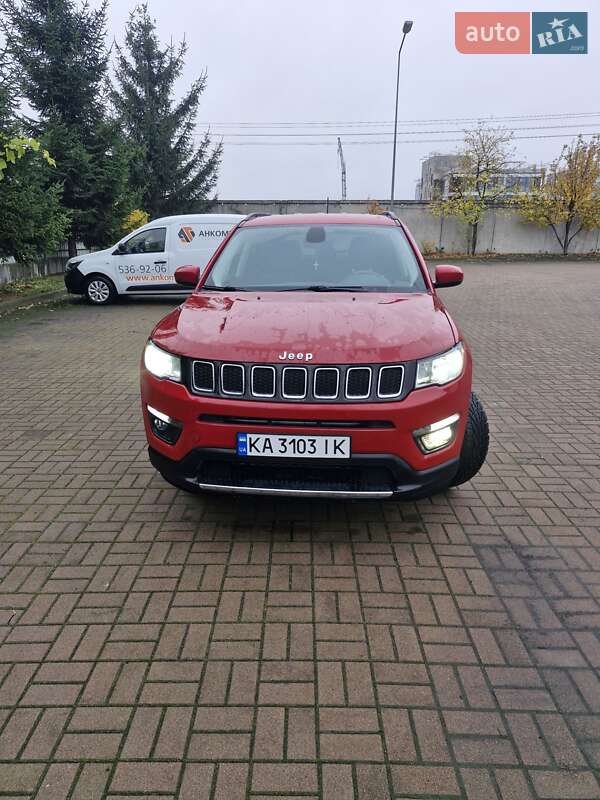 Внедорожник / Кроссовер Jeep Compass 2018 в Киеве