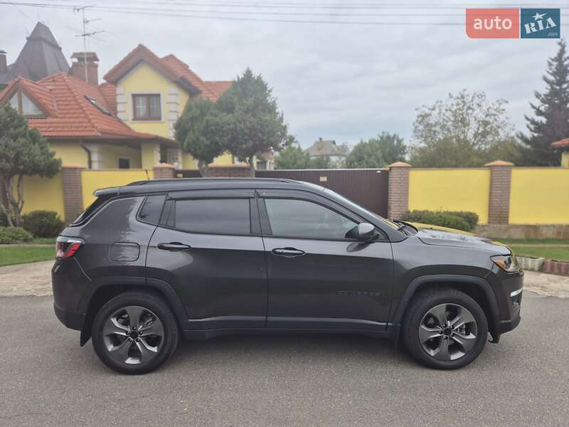 Позашляховик / Кросовер Jeep Compass 2018 в Києві фото 12 Позашляховик / Кросовер Jeep Compass 2018 в Києві