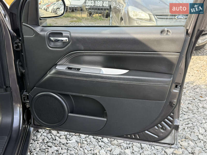 Позашляховик / Кросовер Jeep Compass 2015 в Стрию фото 35 Позашляховик / Кросовер Jeep Compass 2015 в Стрию