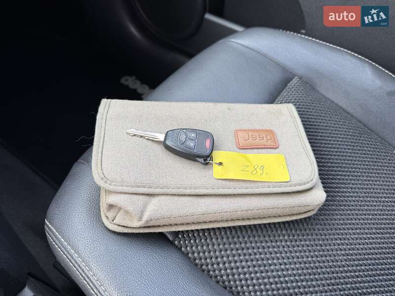 Внедорожник / Кроссовер Jeep Compass 2014 в Киеве фото 35 Внедорожник / Кроссовер Jeep Compass 2014 в Киеве