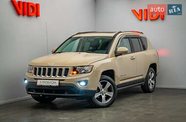 Внедорожник / Кроссовер Jeep Compass 2016 в Киеве