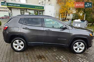 Внедорожник / Кроссовер Jeep Compass 2018 в 