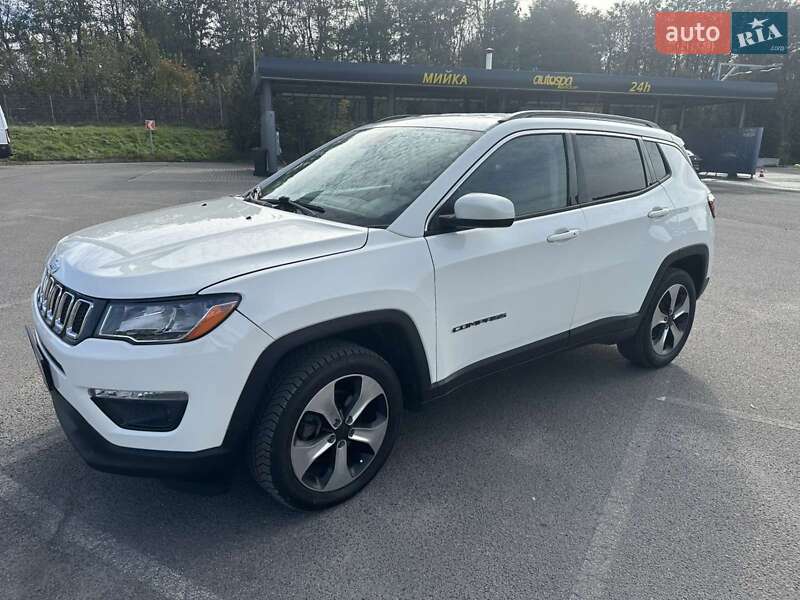 Позашляховик / Кросовер Jeep Compass 2019 в Львові фото 45 Позашляховик / Кросовер Jeep Compass 2019 в Львові