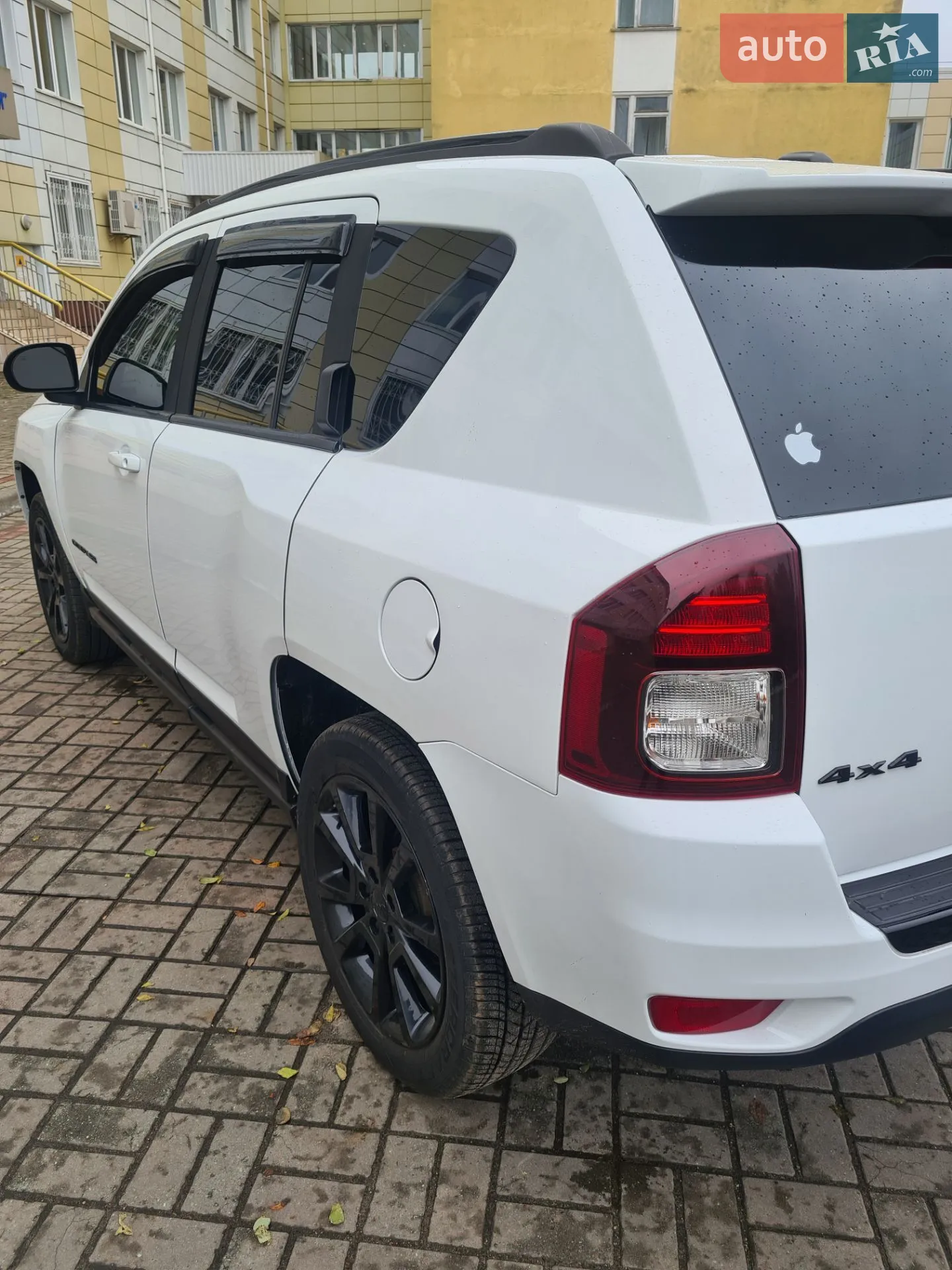 2015 Jeep Compass - мініатюра 17