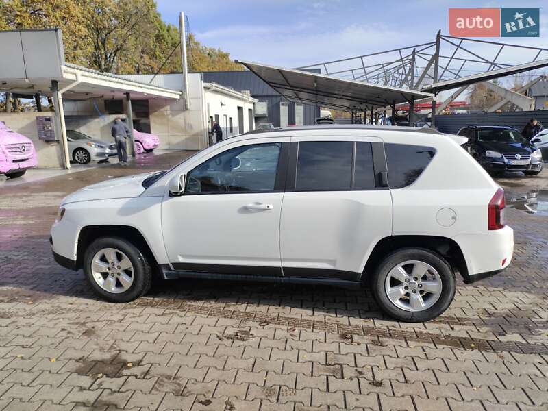 Позашляховик / Кросовер Jeep Compass 2016 в Сумах