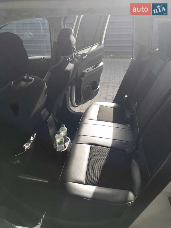 Позашляховик / Кросовер Jeep Compass 2016 в Сумах