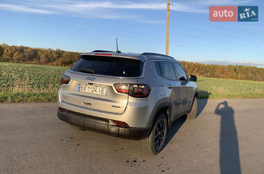 Позашляховик / Кросовер Jeep Compass 2022 в  фото 3 Позашляховик / Кросовер Jeep Compass 2022 в