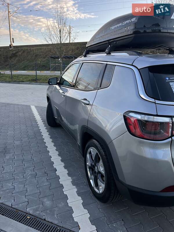 Позашляховик / Кросовер Jeep Compass 2018 в Ірпені