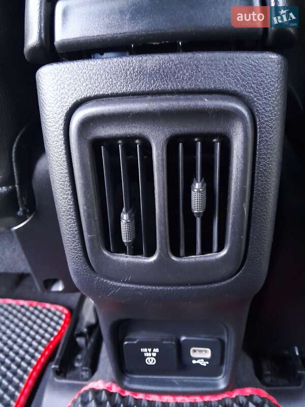 Внедорожник / Кроссовер Jeep Compass 2018 в Киеве