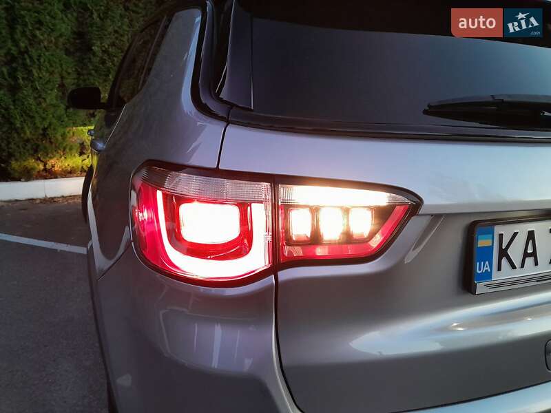 Внедорожник / Кроссовер Jeep Compass 2018 в Киеве