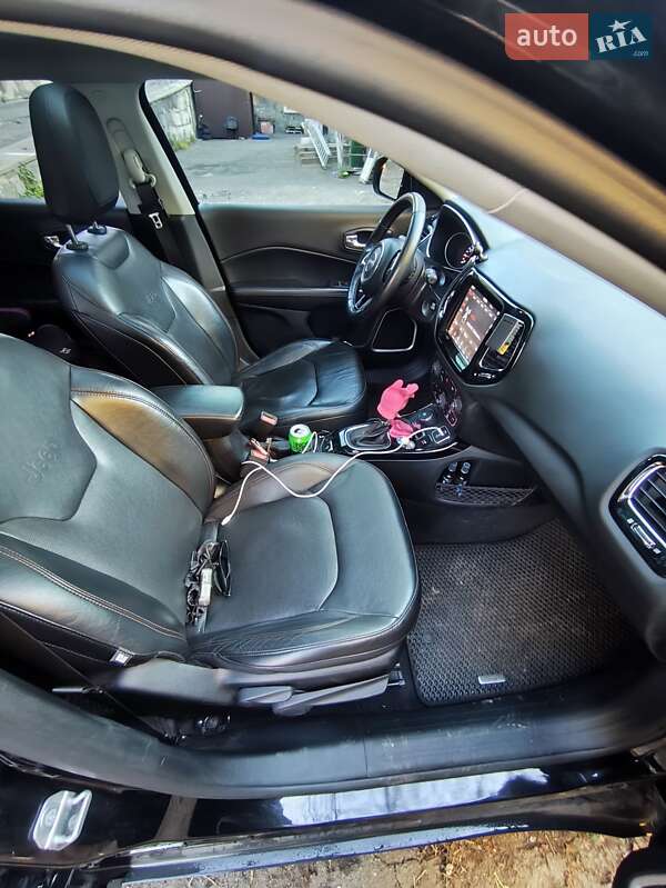 Позашляховик / Кросовер Jeep Compass 2017 в Києві