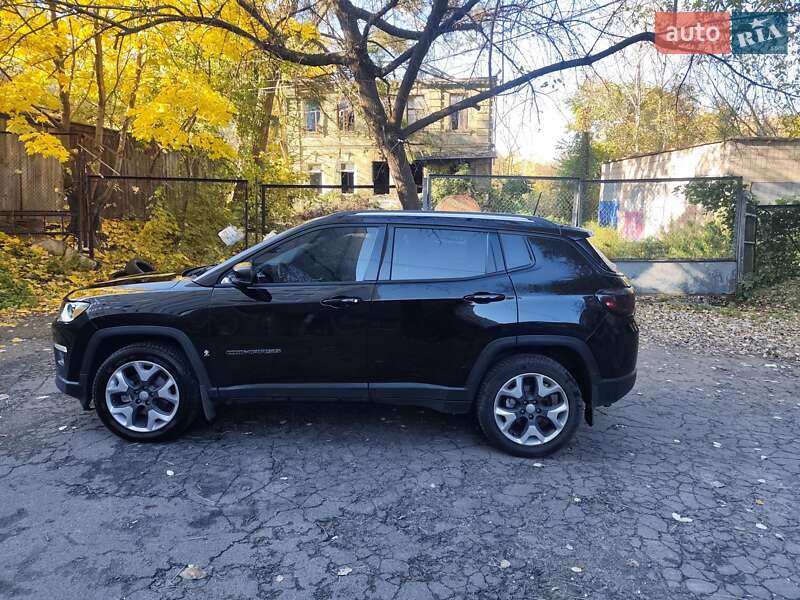 Позашляховик / Кросовер Jeep Compass 2017 в Києві