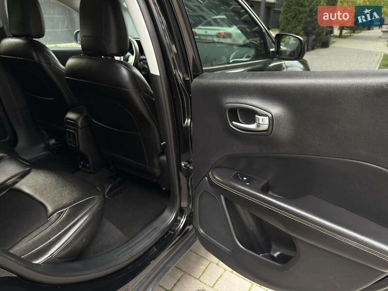 Внедорожник / Кроссовер Jeep Compass 2018 в Ивано-Франковске фото 22 Внедорожник / Кроссовер Jeep Compass 2018 в Ивано-Франковске