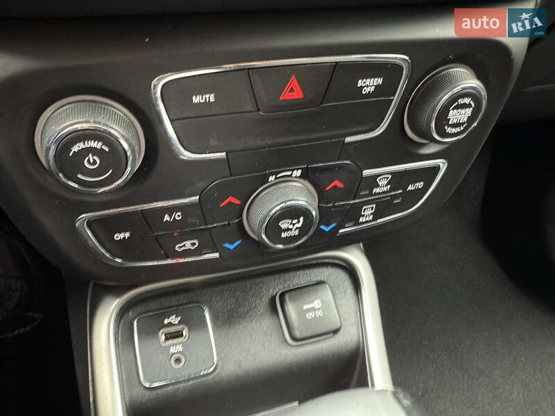 Внедорожник / Кроссовер Jeep Compass 2018 в Ивано-Франковске фото 28 Внедорожник / Кроссовер Jeep Compass 2018 в Ивано-Франковске