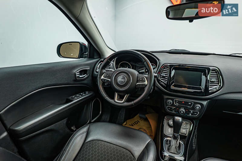 Позашляховик / Кросовер Jeep Compass 2019 в Києві фото 13 Позашляховик / Кросовер Jeep Compass 2019 в Києві