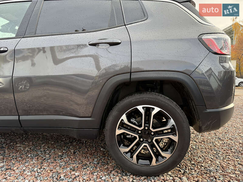 Позашляховик / Кросовер Jeep Compass 2024 в Полтаві фото 21 Позашляховик / Кросовер Jeep Compass 2024 в Полтаві