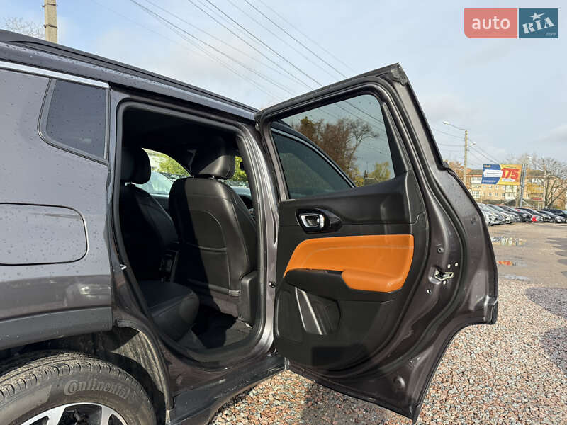 Позашляховик / Кросовер Jeep Compass 2024 в Полтаві фото 46 Позашляховик / Кросовер Jeep Compass 2024 в Полтаві