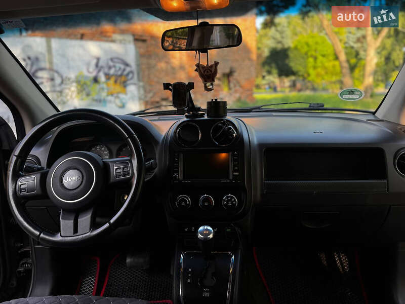 Внедорожник / Кроссовер Jeep Compass 2011 в Кременчуге фото 7 Внедорожник / Кроссовер Jeep Compass 2011 в Кременчуге