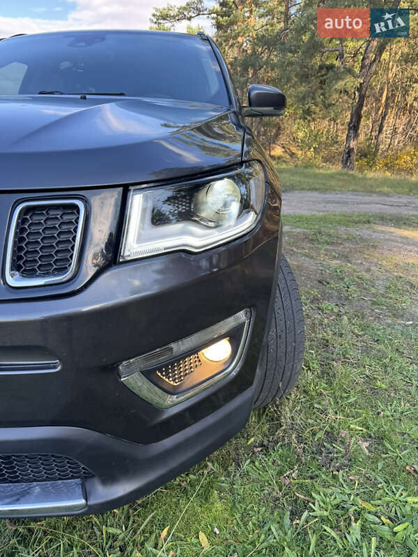 Позашляховик / Кросовер Jeep Compass 2018 в Києві фото 9 Позашляховик / Кросовер Jeep Compass 2018 в Києві