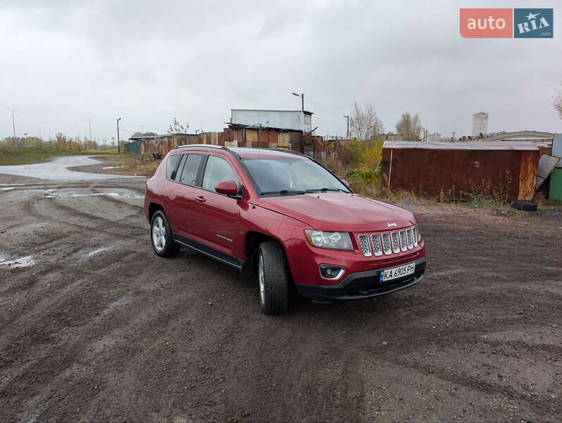 Внедорожник / Кроссовер Jeep Compass 2014 в Киеве