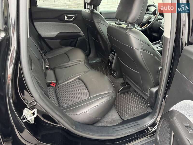 Внедорожник / Кроссовер Jeep Compass 2022 в Кривом Роге