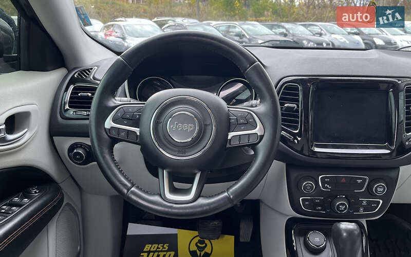 Внедорожник / Кроссовер Jeep Compass 2018 в Стрые