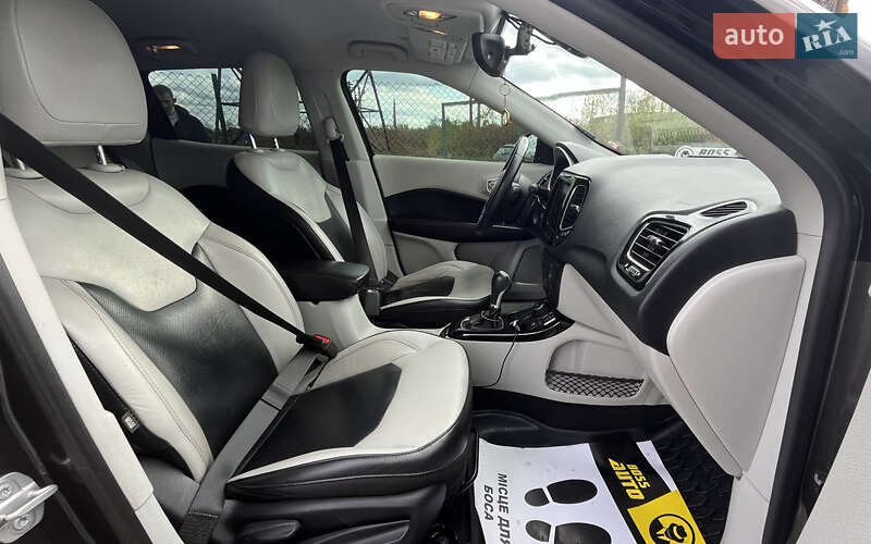 Внедорожник / Кроссовер Jeep Compass 2018 в Стрые