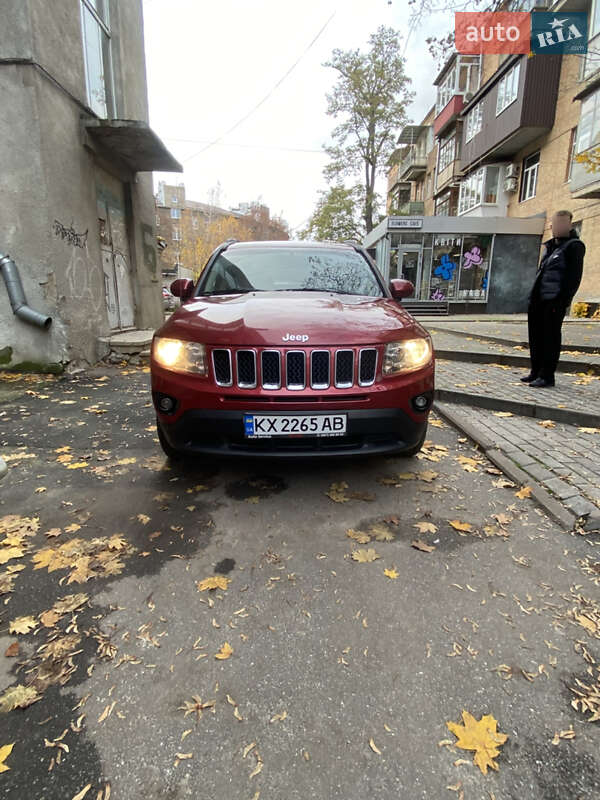 Внедорожник / Кроссовер Jeep Compass 2013 в Харькове