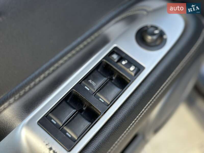 Внедорожник / Кроссовер Jeep Compass 2013 в Киеве фото 16 Внедорожник / Кроссовер Jeep Compass 2013 в Киеве